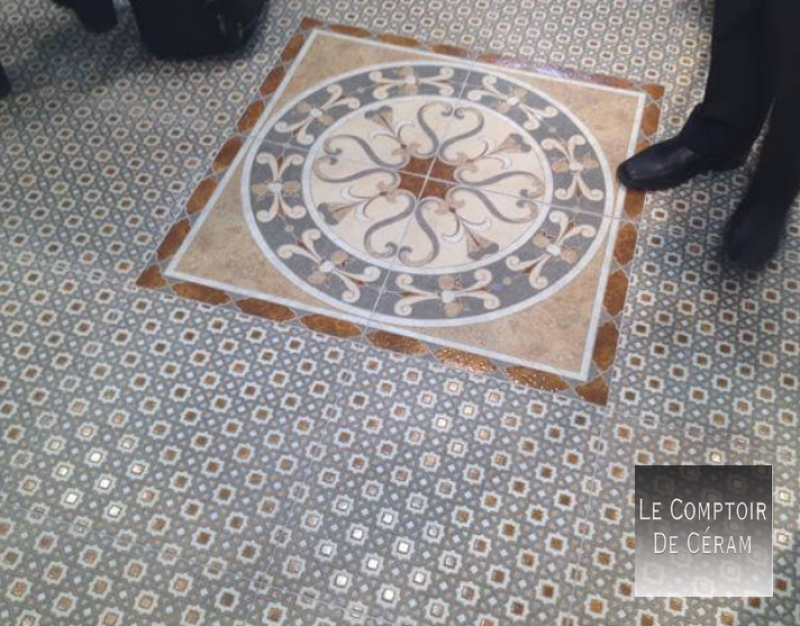 carreaux extérieurs rosace style victorien 44 x 44 cm Nîmes 30